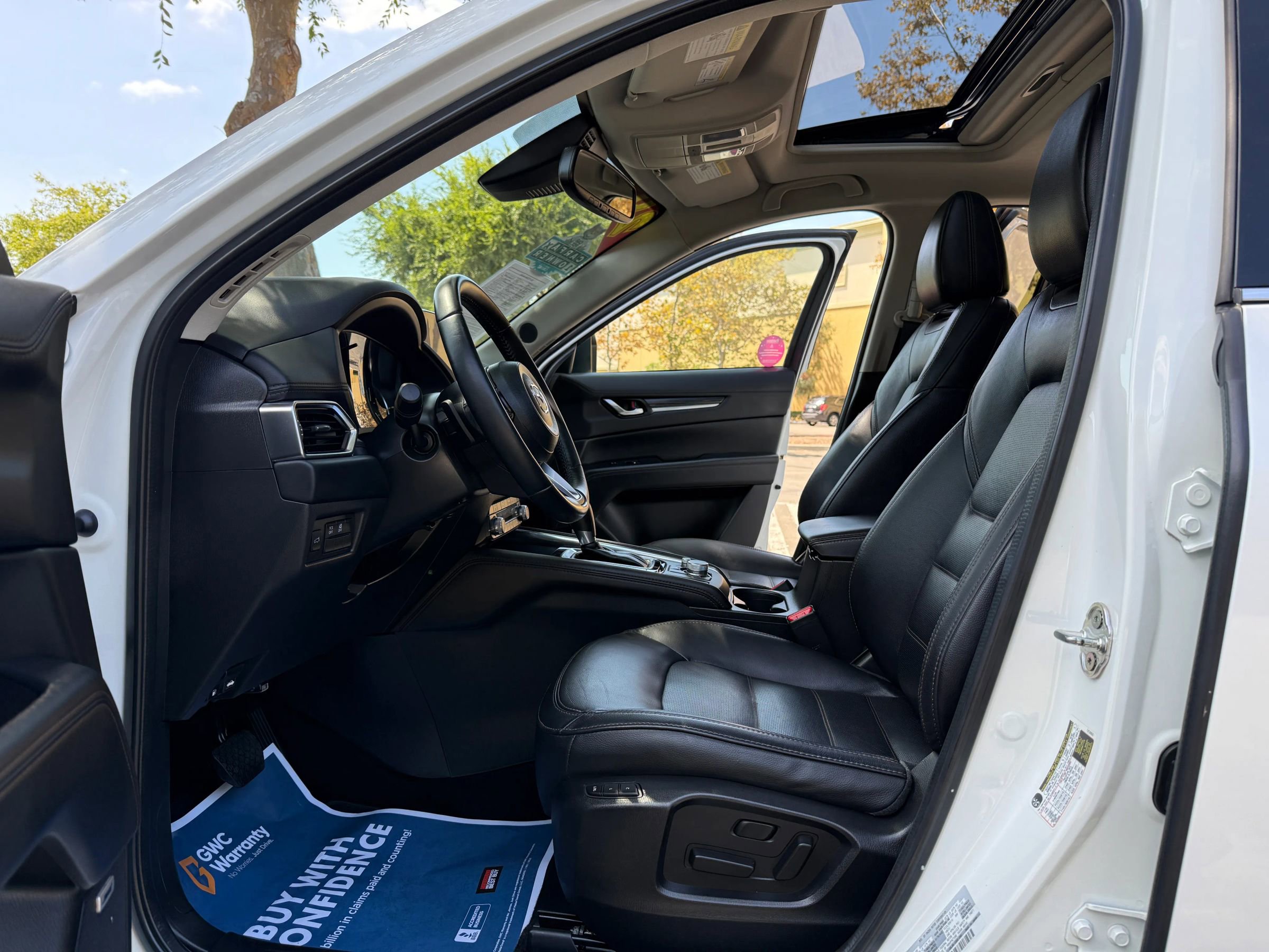 Used 2020 MAZDA CX-5 Touring FWD image 22