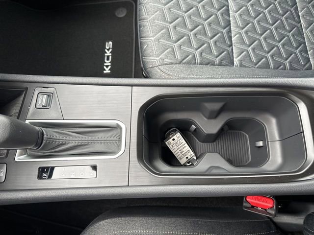 New 2026 Nissan Kicks SV w/ SV Premium Package FWD image 21