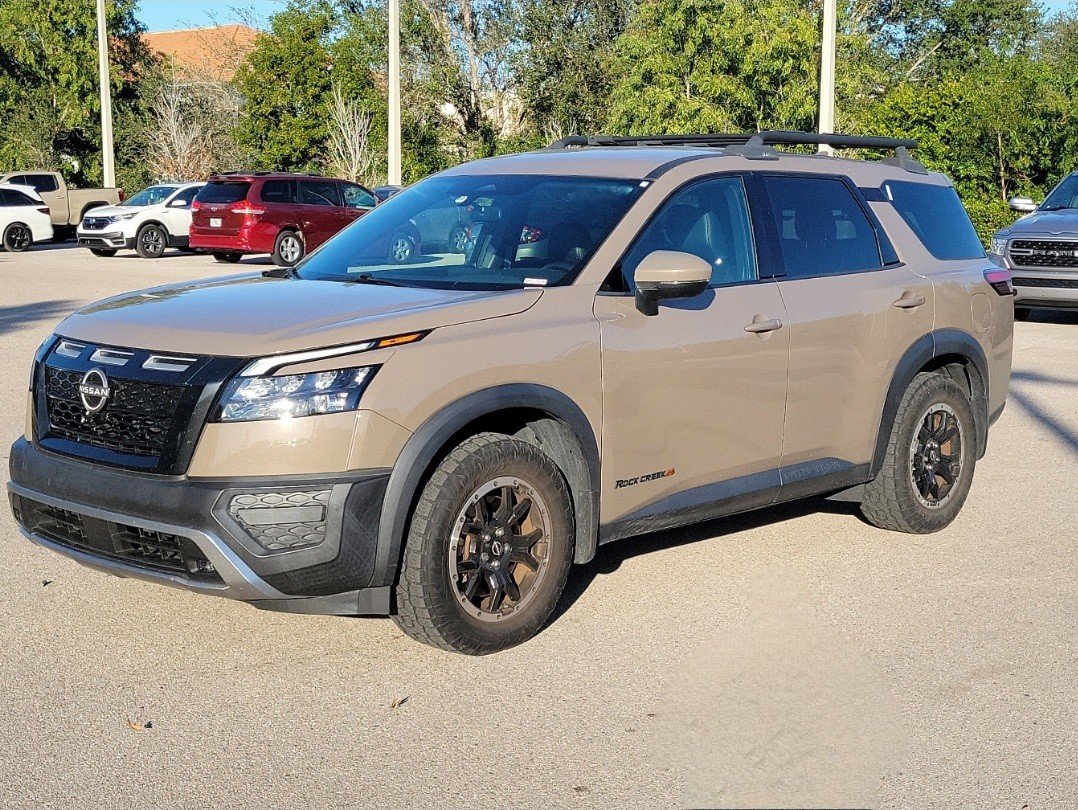 Used 2023 Nissan Pathfinder Rock Creek image 3