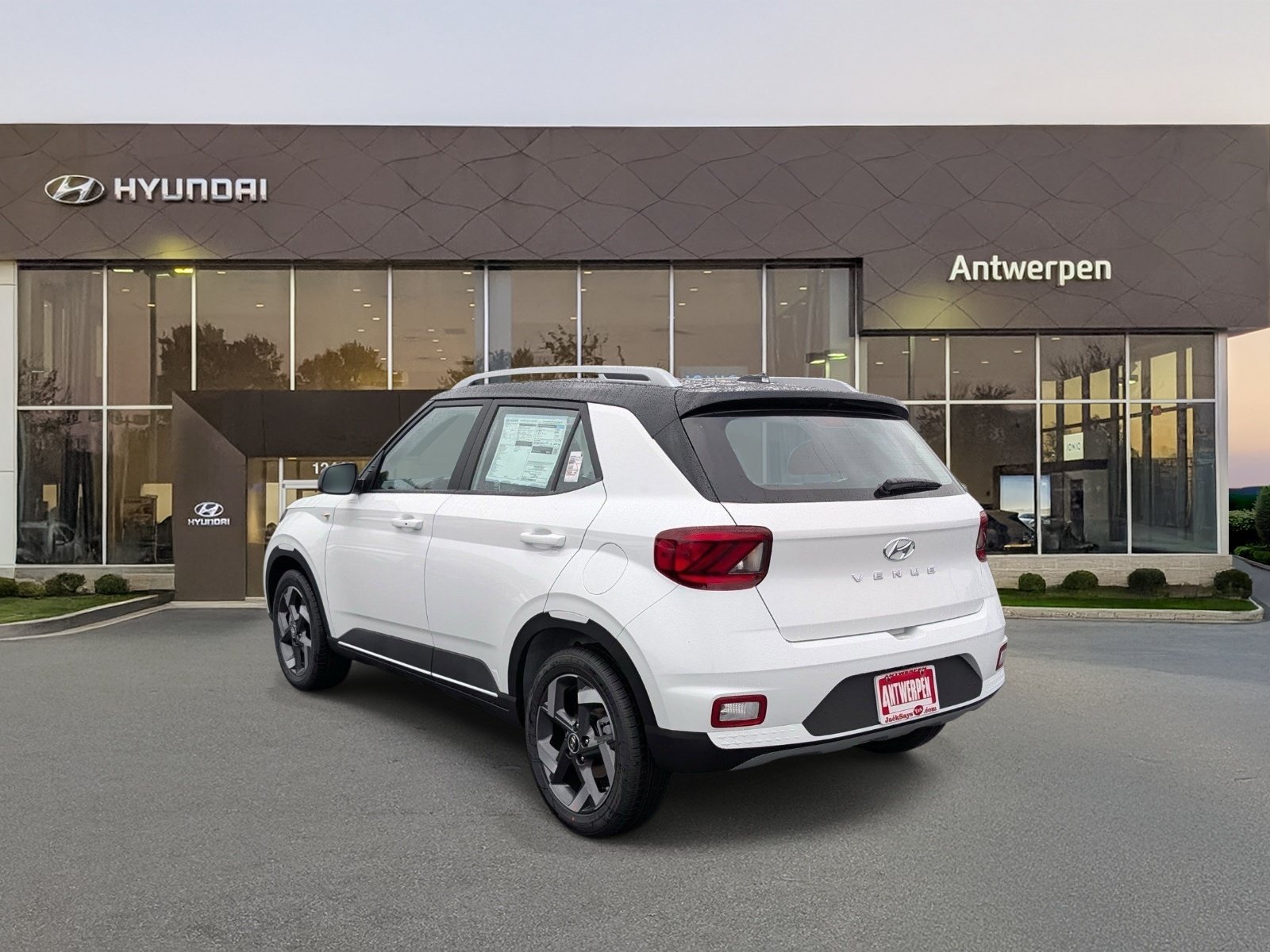 New 2026 Hyundai Venue SEL FWD image 4