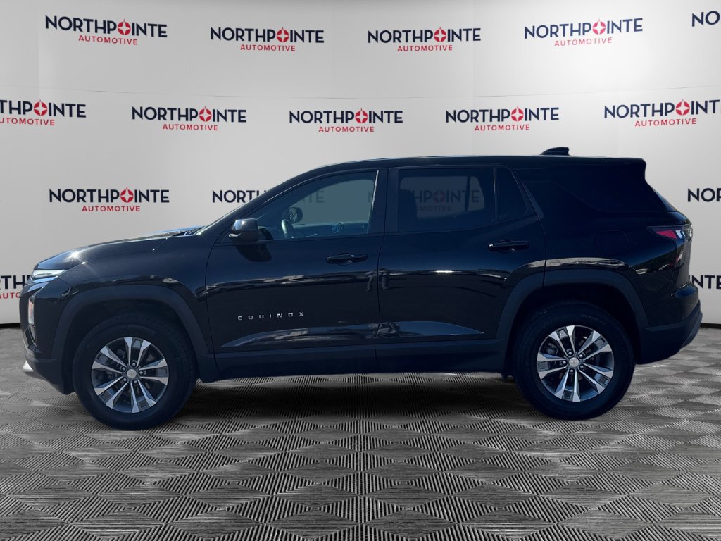 Used 2026 Chevrolet Equinox LT AWD/4WD image 3