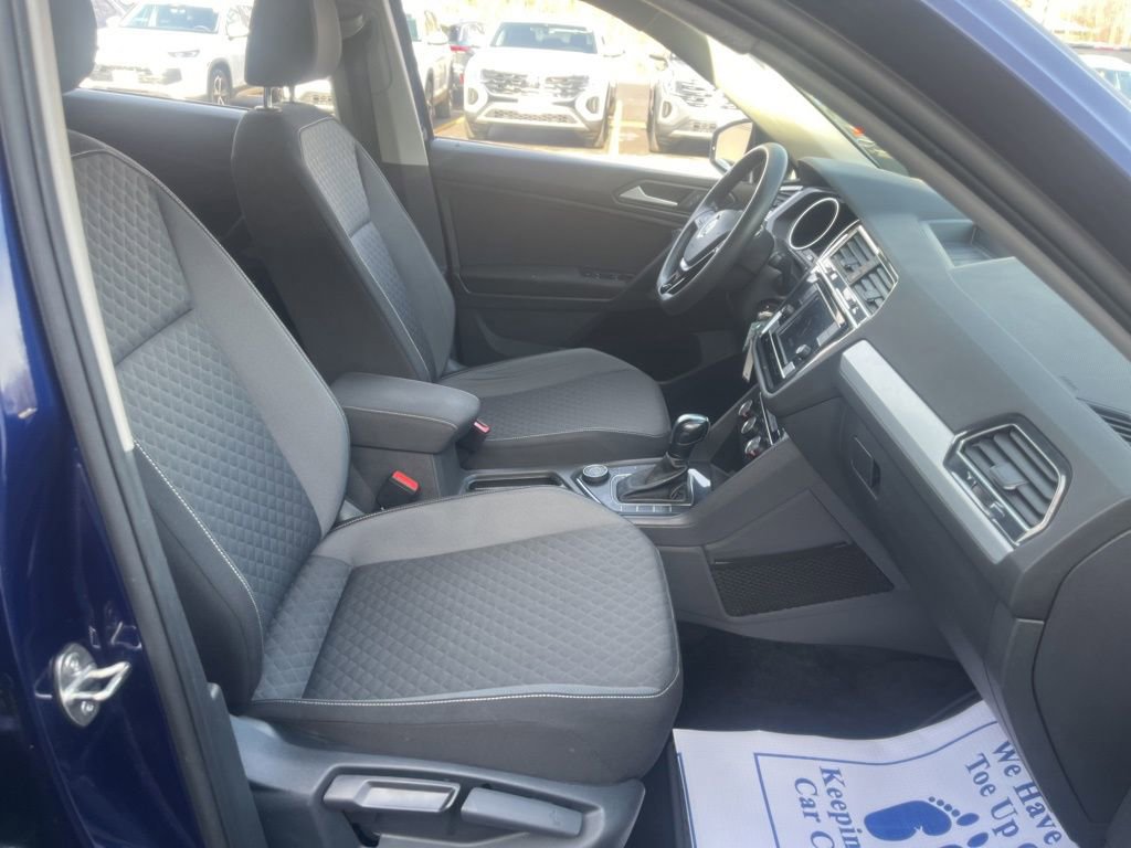 Used 2021 Volkswagen Tiguan S image 12