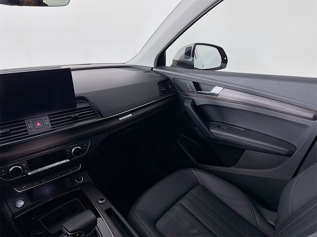 Used 2021 Audi Q5 2.0T Premium Plus w/ Premium Plus Package image 23