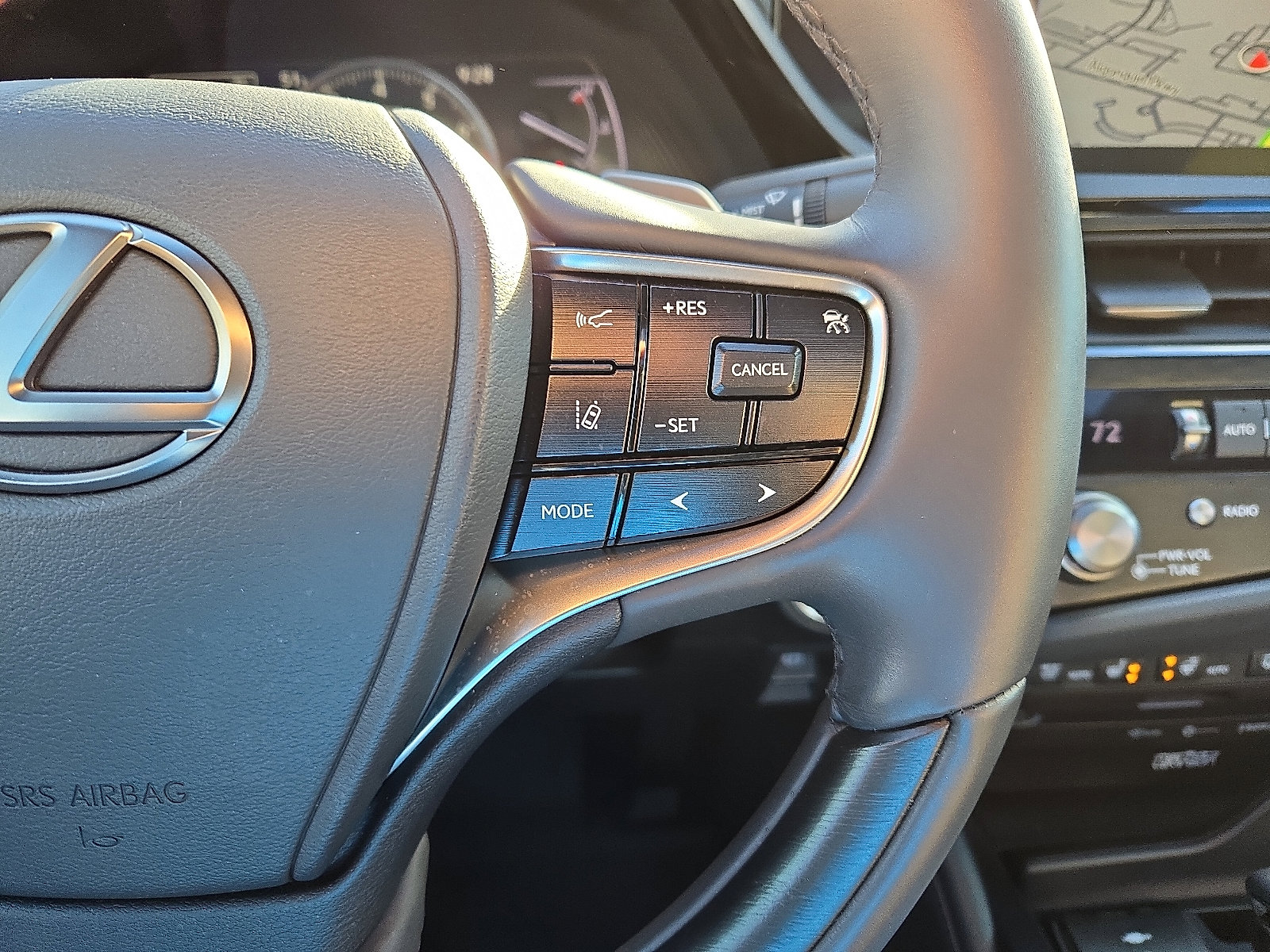 Certified 2022 Lexus ES 350 Ultra Luxury image 23