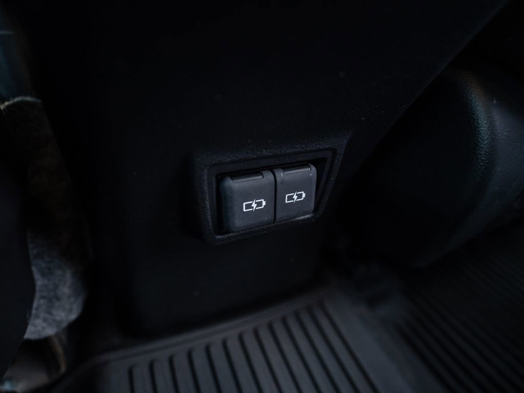 Used 2024 Lexus UX 250h AWD image 37