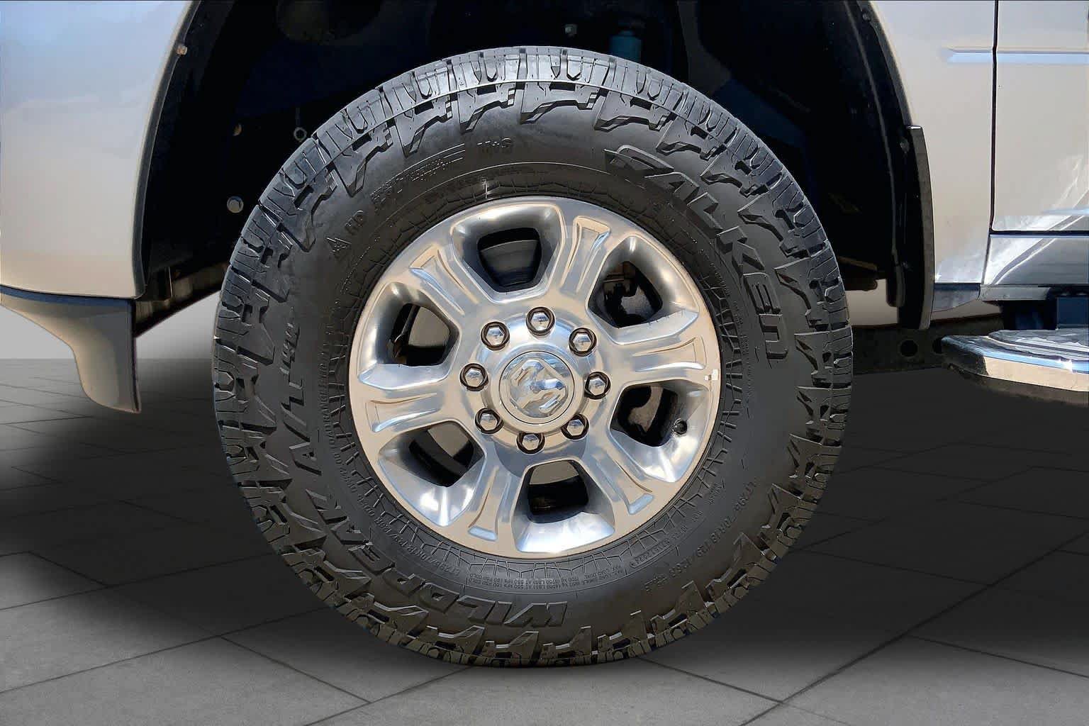 Used 2023 RAM 2500 Lone Star w/ Level 1 Equipment Group w/2_Y AWD/4WD image 11