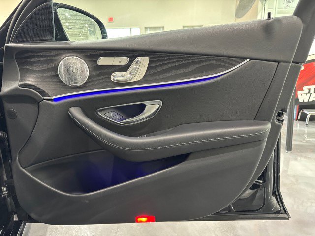 Used 2017 Mercedes-Benz E 300 image 53