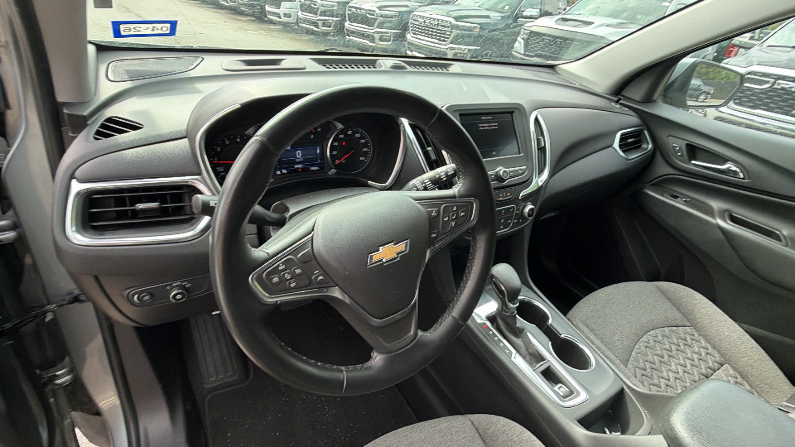 Used 2024 Chevrolet Equinox LT FWD image 24