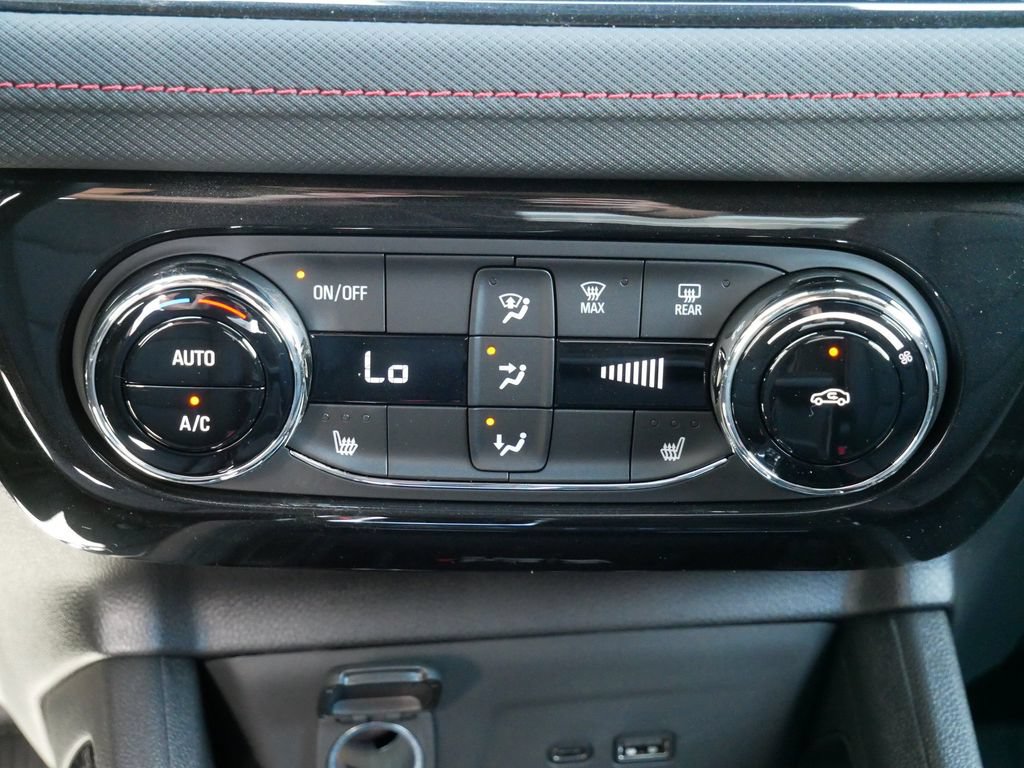 New 2026 Chevrolet TrailBlazer RS w/ Convenience Package AWD/4WD image 23