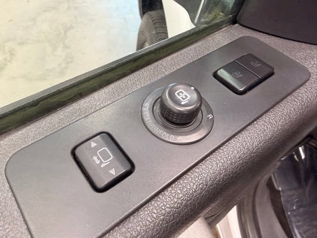 Used 2015 Ford F250 Lariat w/ Lariat Ultimate Package AWD/4WD image 26