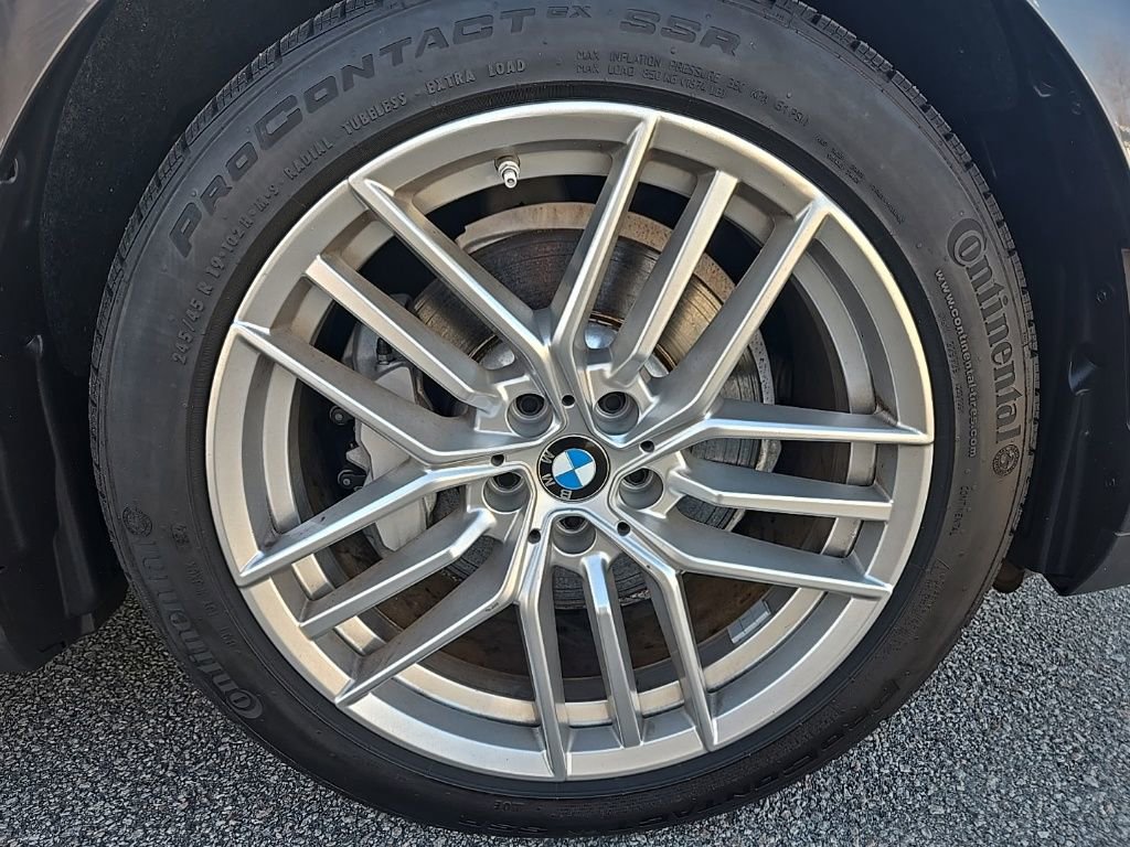 Used 2024 BMW 530i xDrive w/ Premium Package image 13