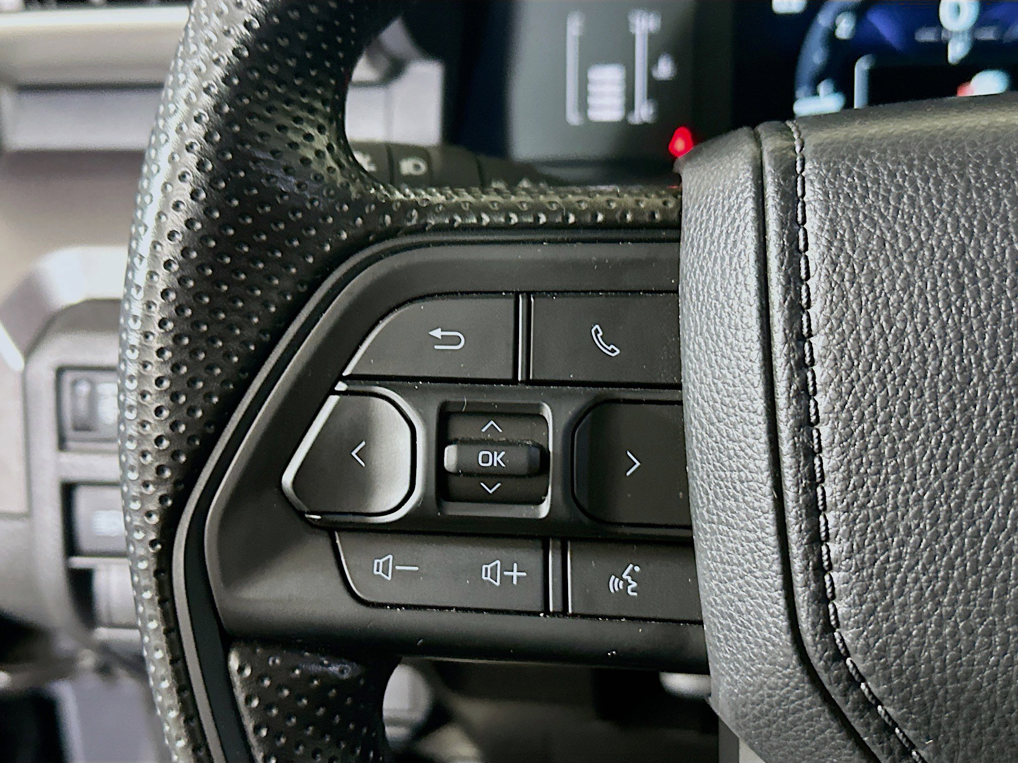 Used 2024 Toyota Tacoma SR5 RWD image 16