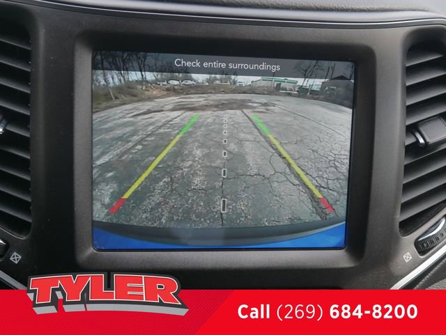 Used 2021 Jeep Cherokee Trailhawk image 52