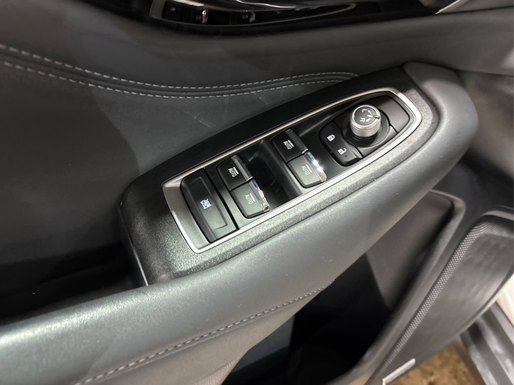 Used 2020 Subaru Outback Limited image 38