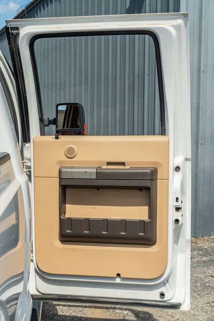 Used 2012 Ford F250 Lariat w/ Lariat Interior Pkg image 37