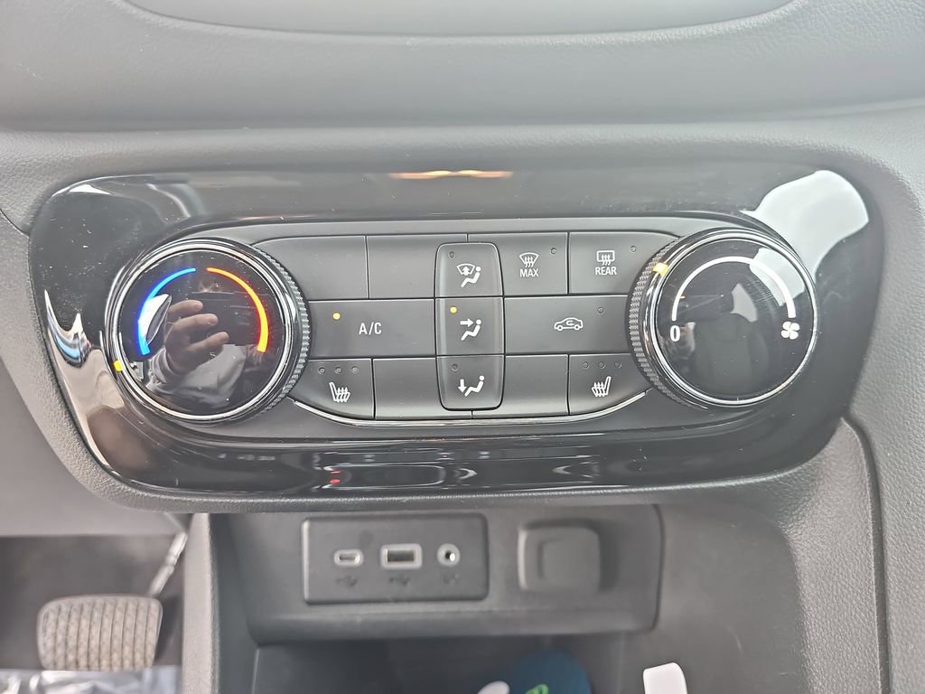Certified 2023 Buick Encore GX Preferred w/ Cold Weather Comfort Package FWD image 25