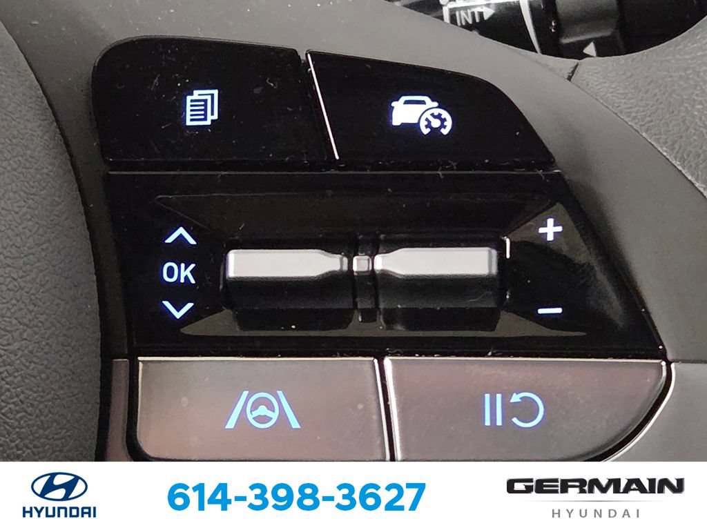 Certified 2026 Hyundai Elantra SE FWD image 32