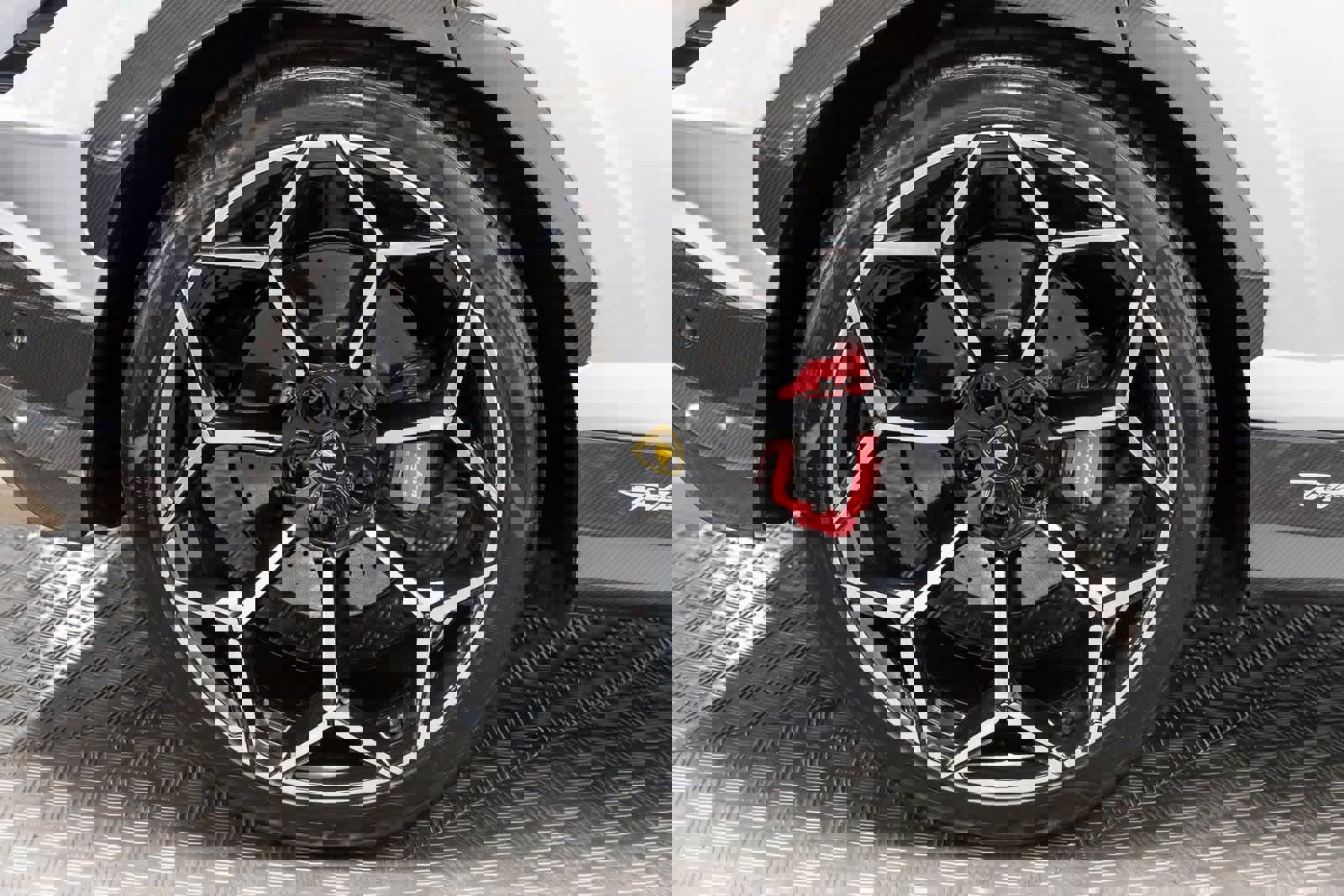 Used 2024 Lamborghini Urus Performante image 61