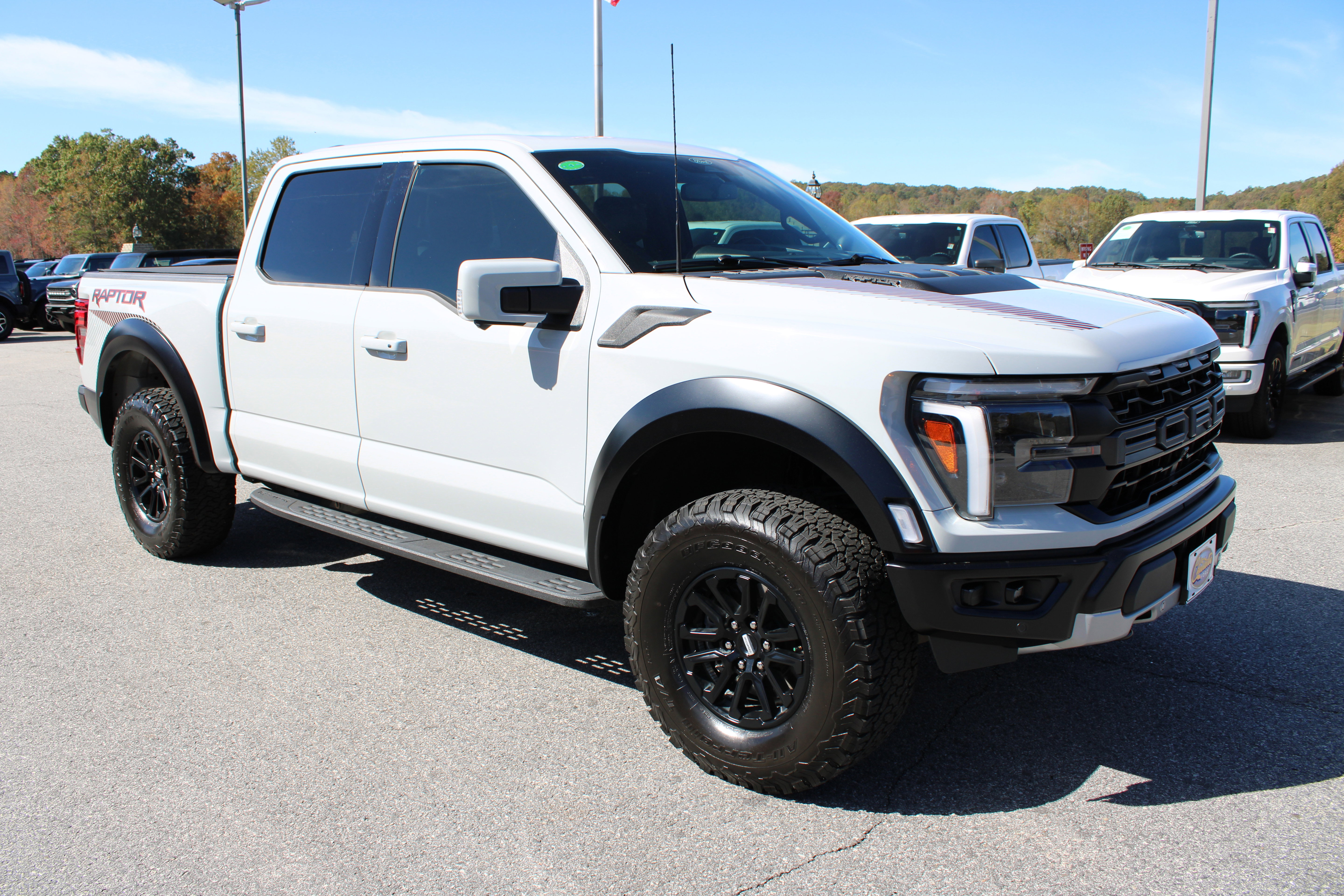Used 2024 Ford F150 Raptor video 4
