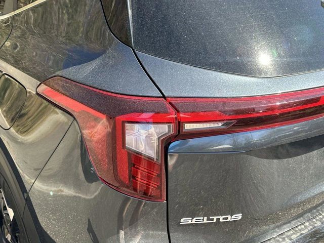 New 2026 Kia Seltos EX image 29