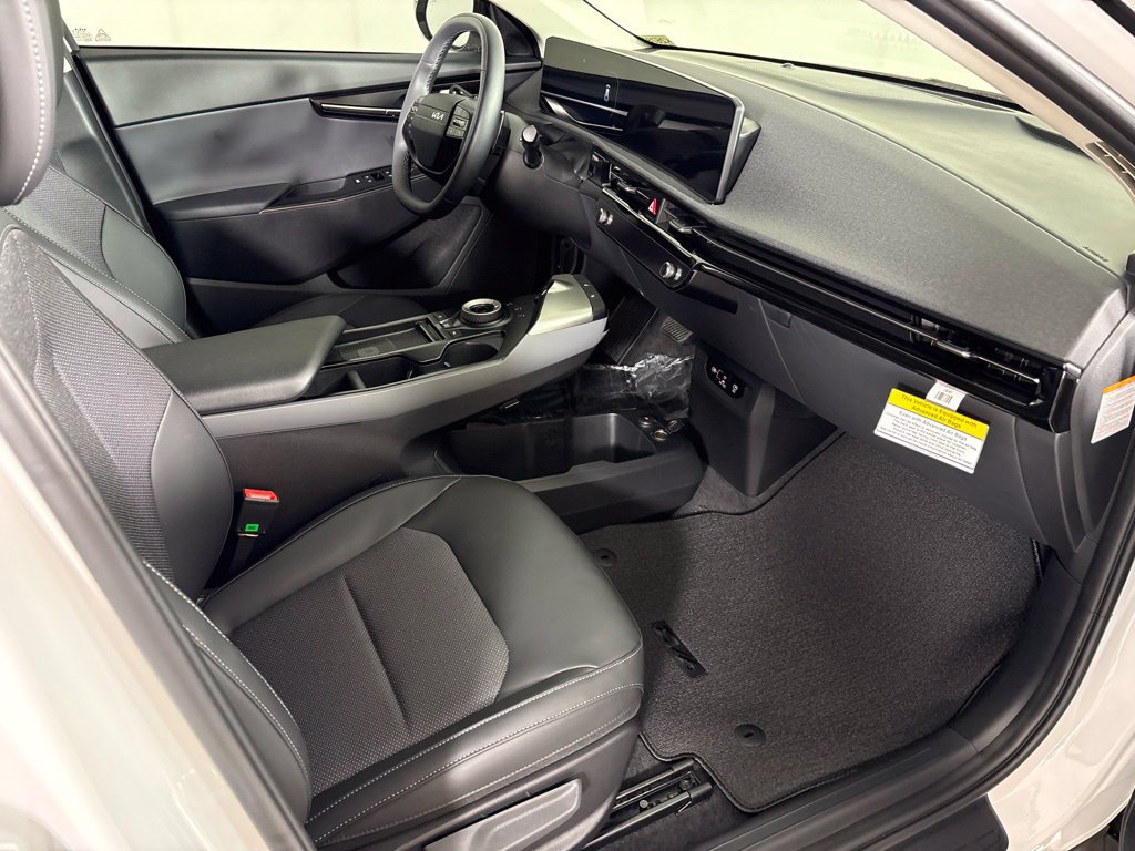 New 2026 Kia EV6 Light RWD image 15