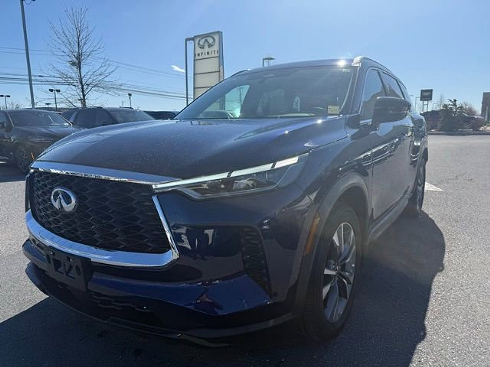 Used 2025 INFINITI QX60 Luxe w/ Lighting Package (N94) image 5