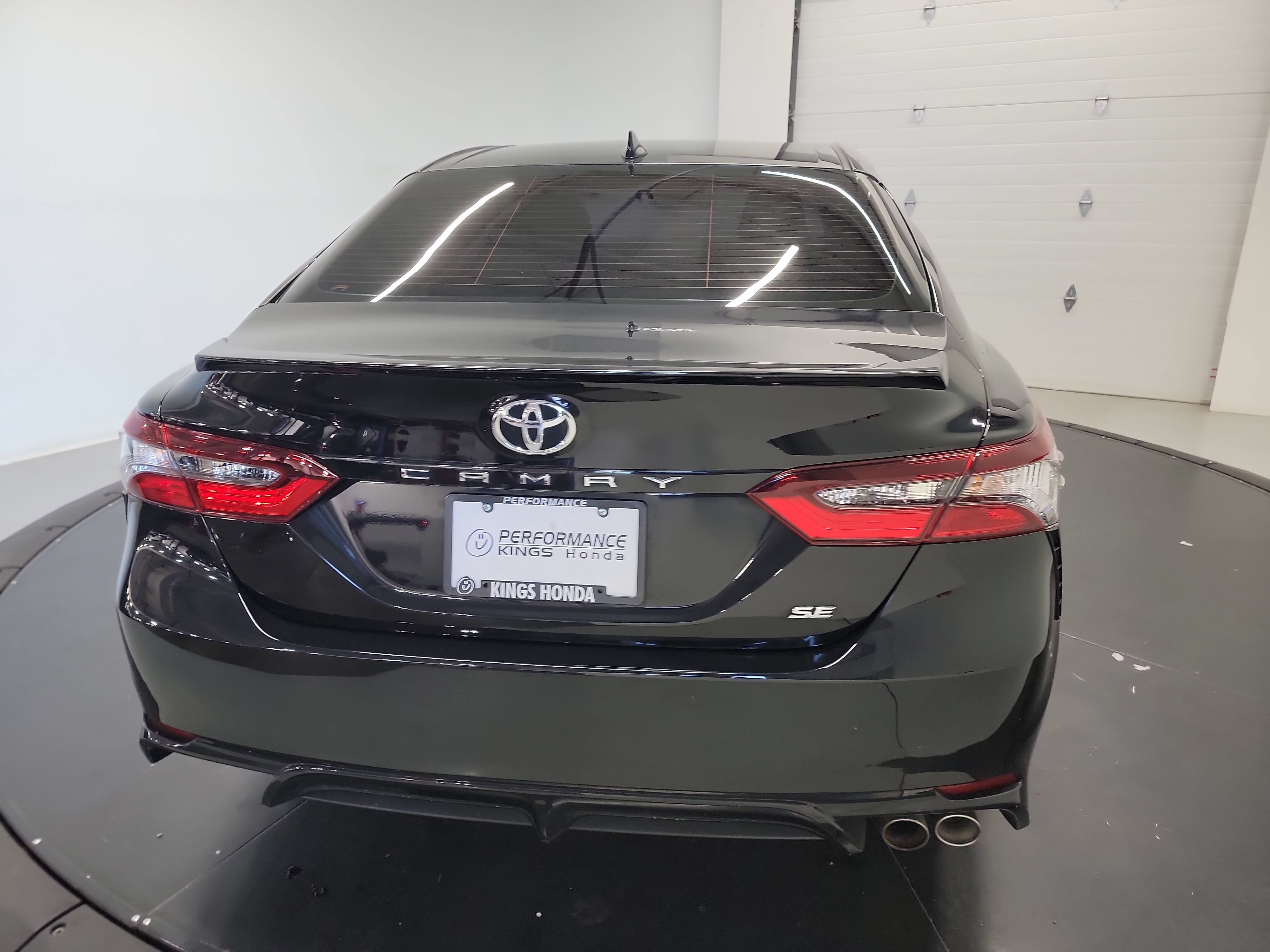Used 2023 Toyota Camry SE w/ Convenience Package FWD image 8