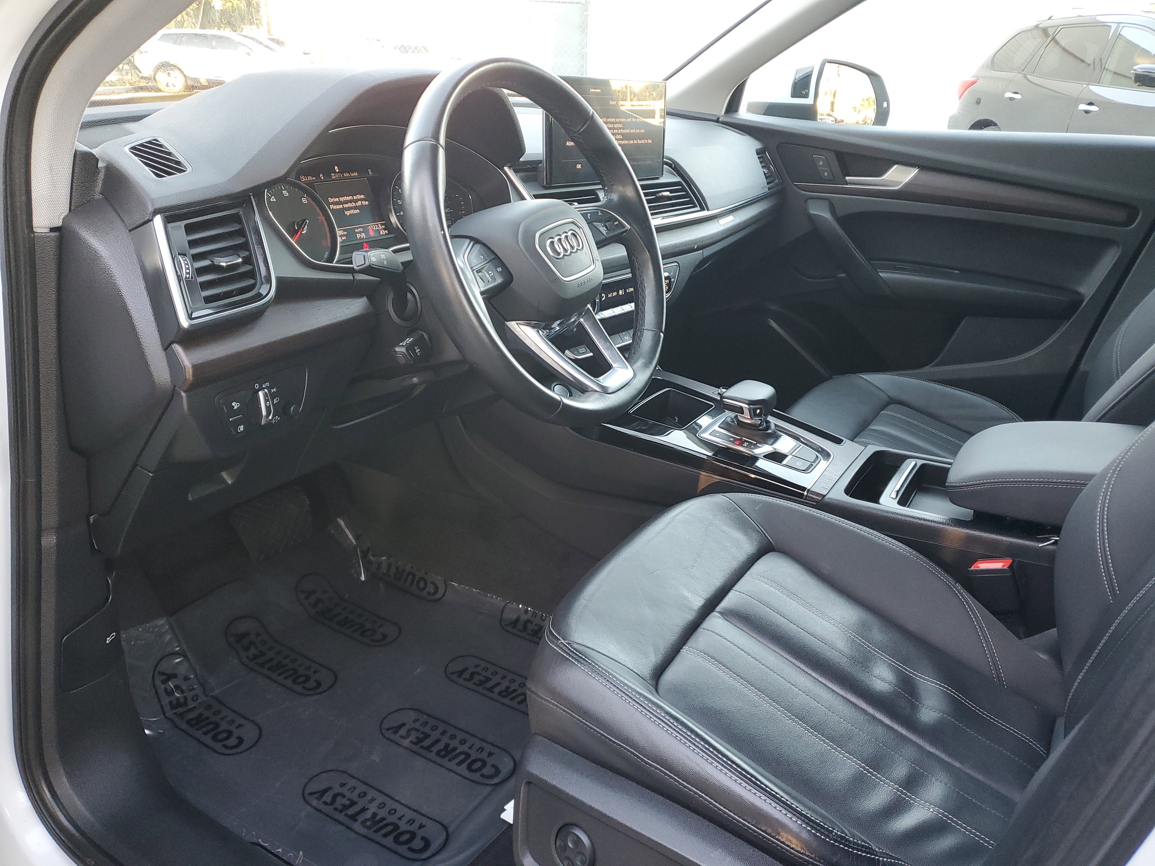 Used 2021 Audi Q5 Premium image 20