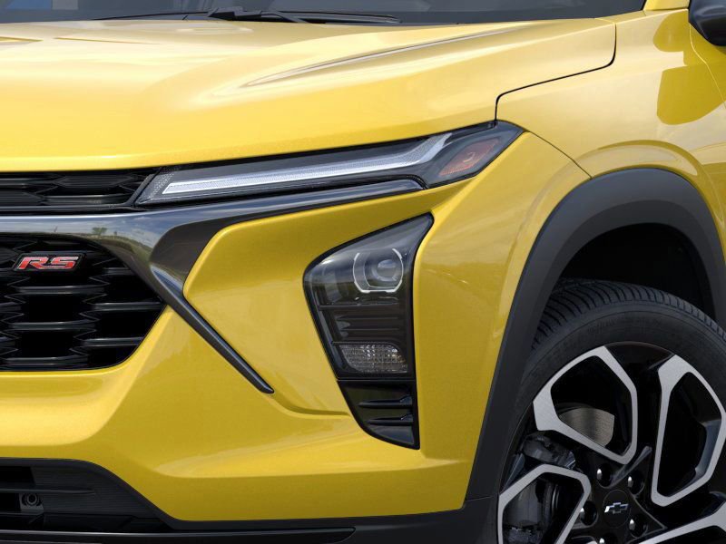 New 2025 Chevrolet Trax RS w/ Driver Confidence Package FWD image 11