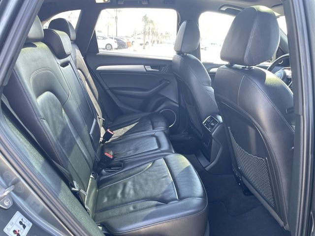 Used 2017 Audi Q5 2.0T Premium Plus w/ Technology Package image 29