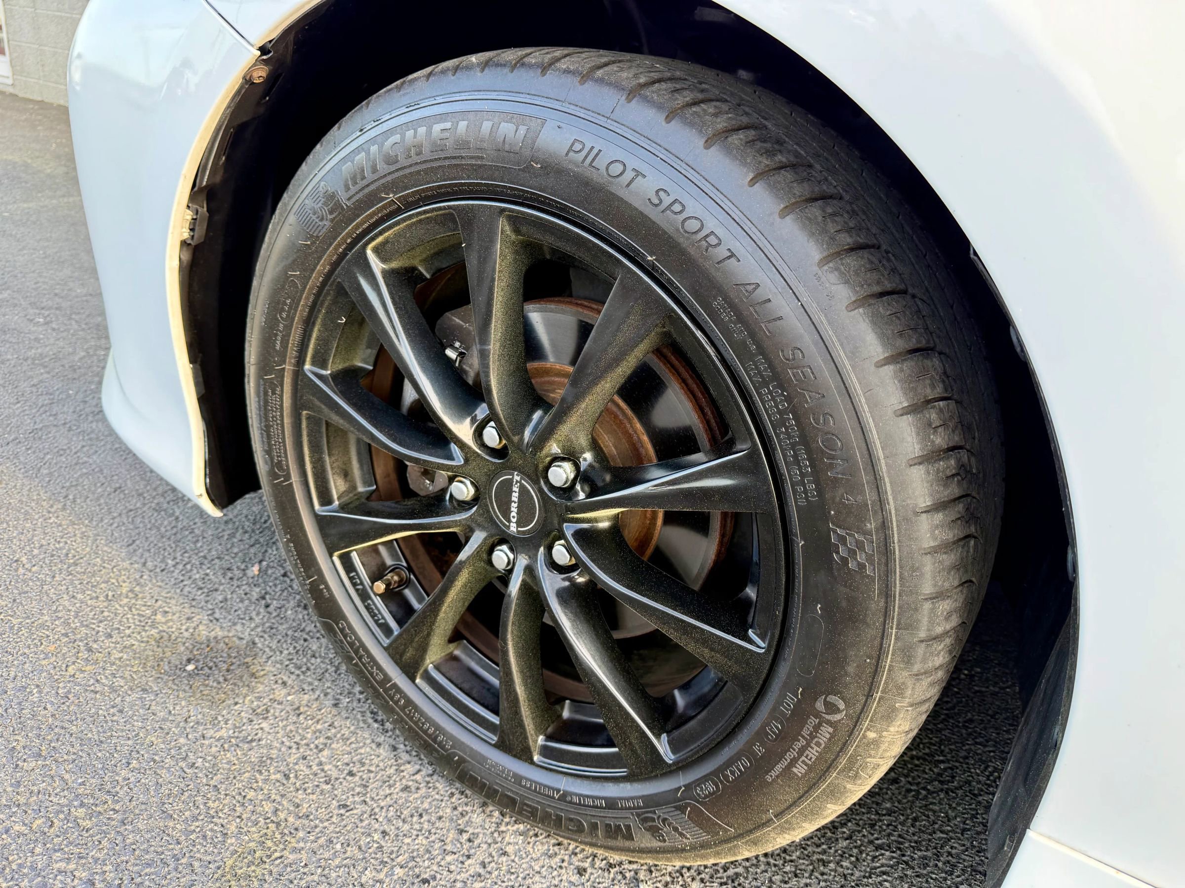 Used 2018 Toyota Camry LE FWD image 13