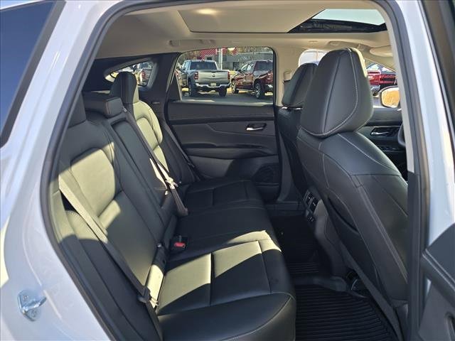 Used 2025 Nissan Murano SL image 14