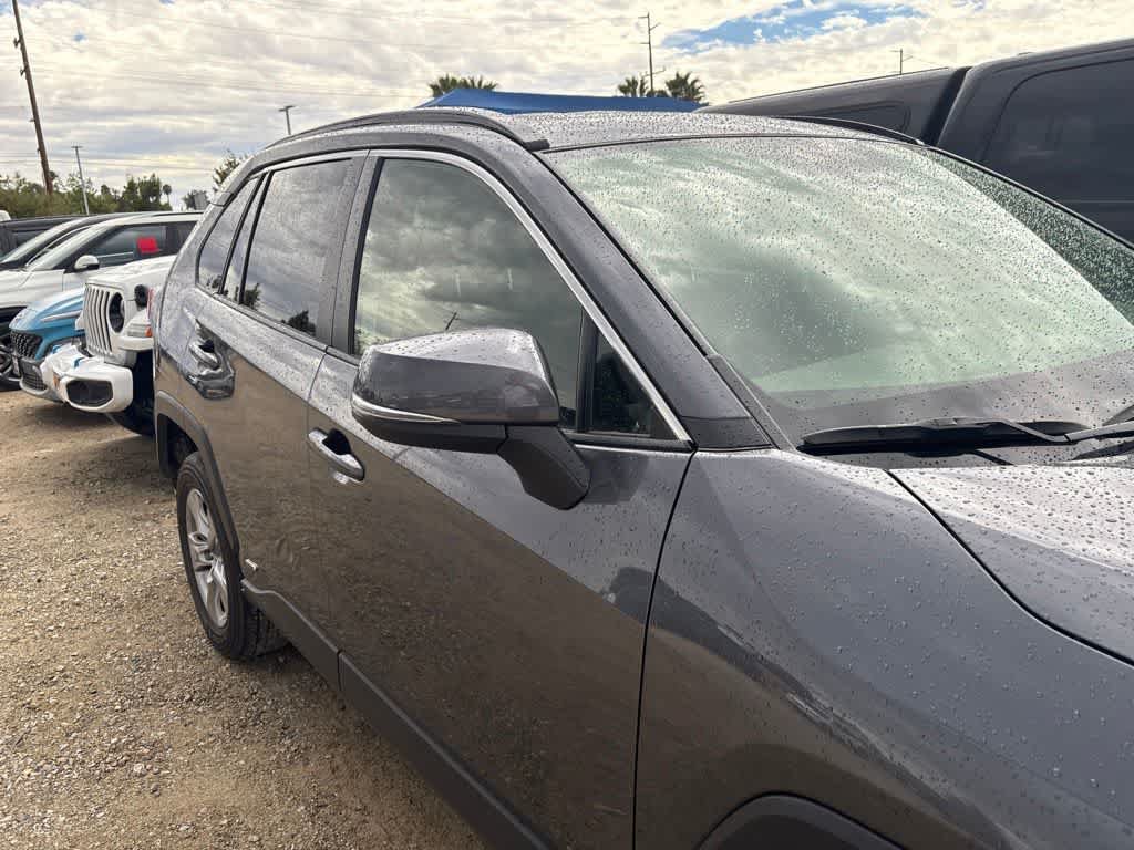 Used 2024 Toyota RAV4 LE AWD/4WD image 4