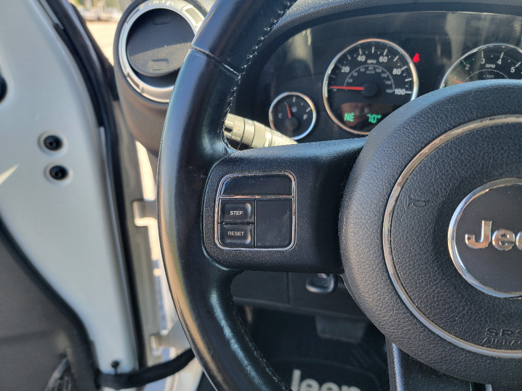 Used 2012 Jeep Wrangler Unlimited Sahara w/ Dual Top Group AWD/4WD image 13