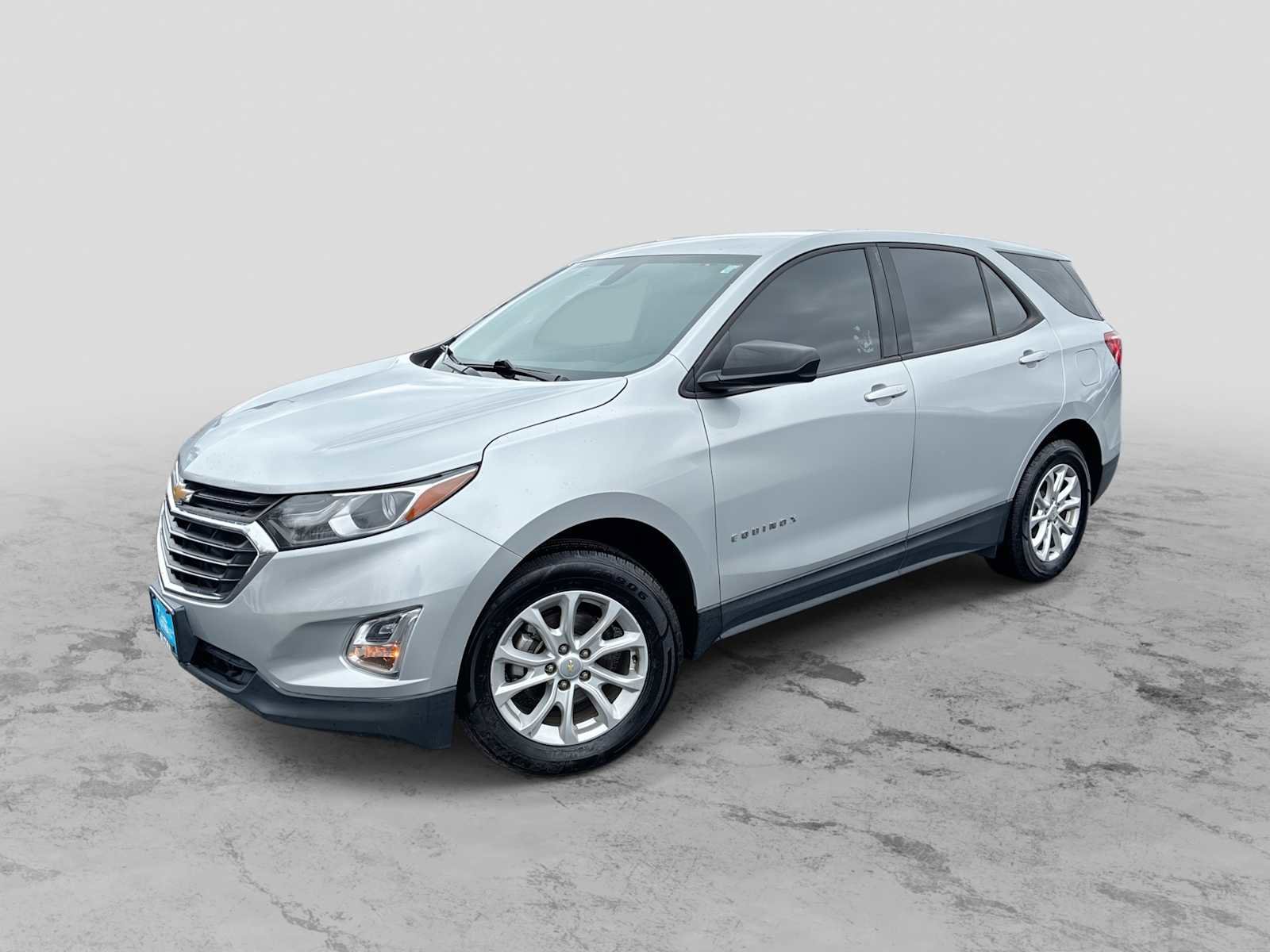 Used 2018 Chevrolet Equinox LS image 1