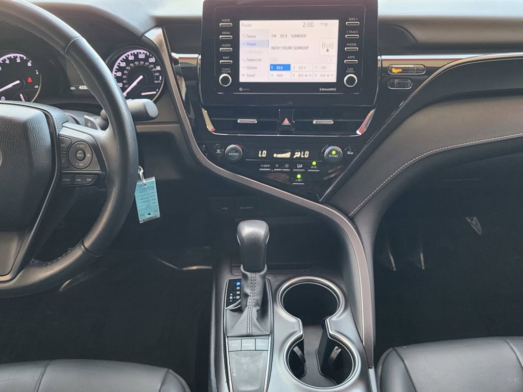 Used 2024 Toyota Camry SE FWD image 12