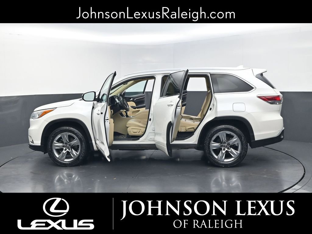 Used 2016 Toyota Highlander Limited image 36