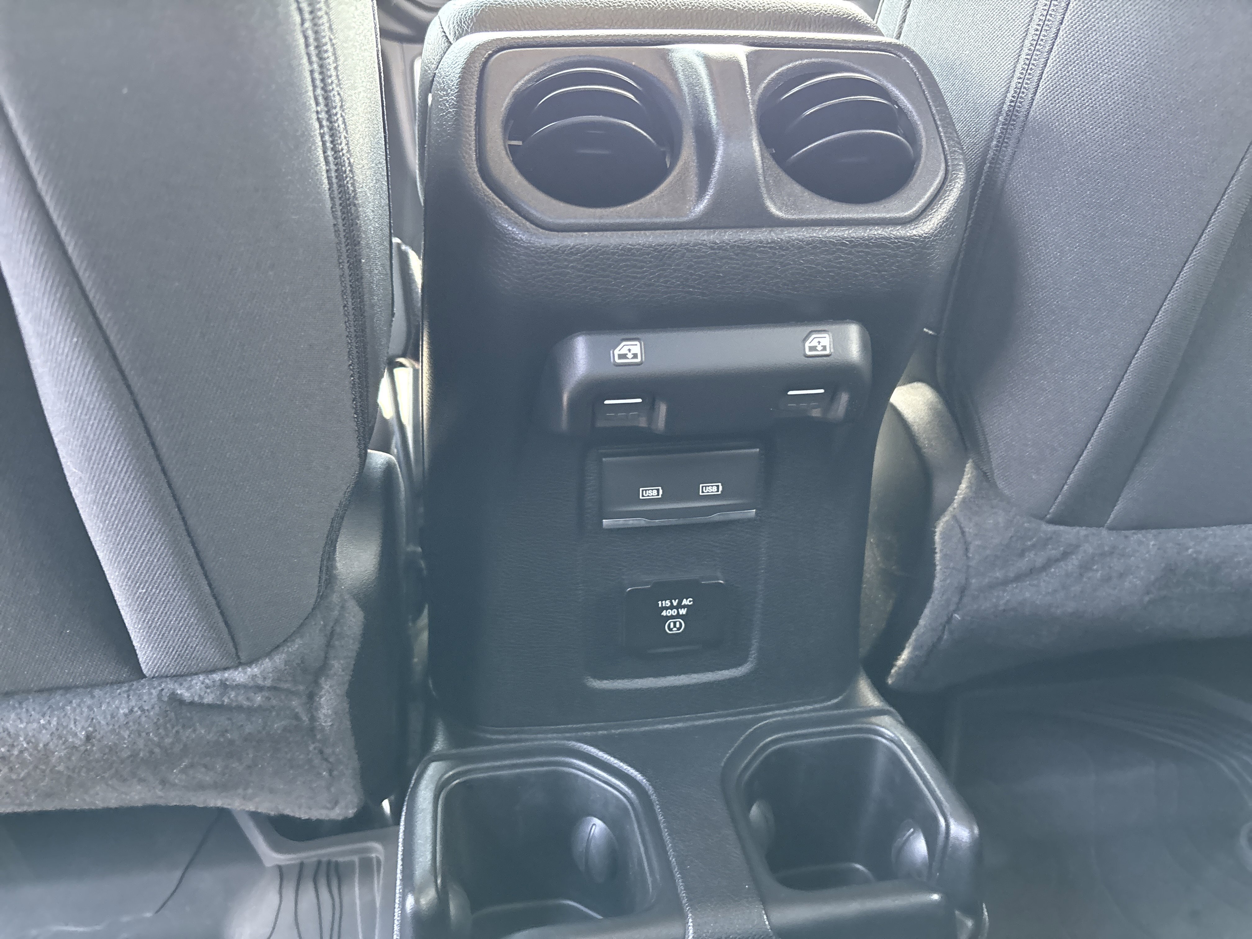 Used 2023 Jeep Gladiator Willys image 19