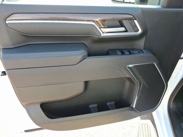 Certified 2025 Chevrolet Silverado 2500 LT w/ Convenience Package image 9