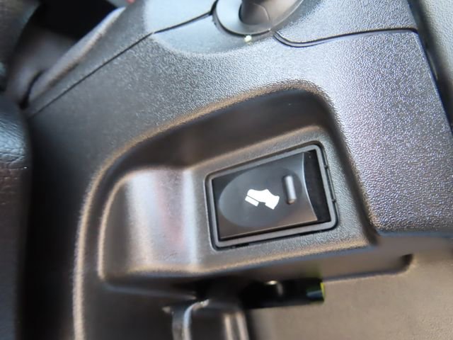 Used 2025 RAM 3500 Laramie AWD/4WD image 41
