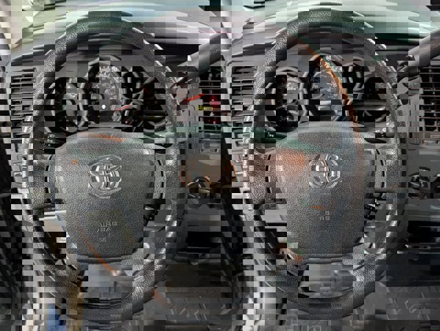 Used 2012 Toyota Tundra 4x4 Double Cab image 28