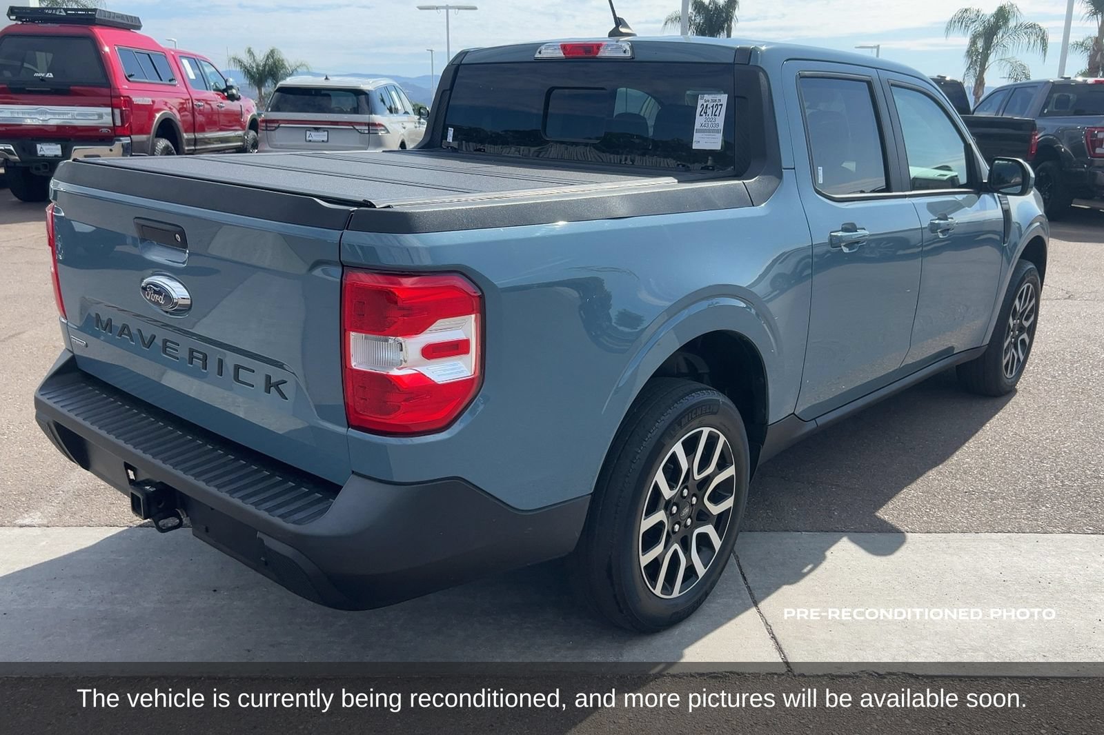 Used 2023 Ford Maverick Lariat w/ Lariat Luxury Package FWD image 6