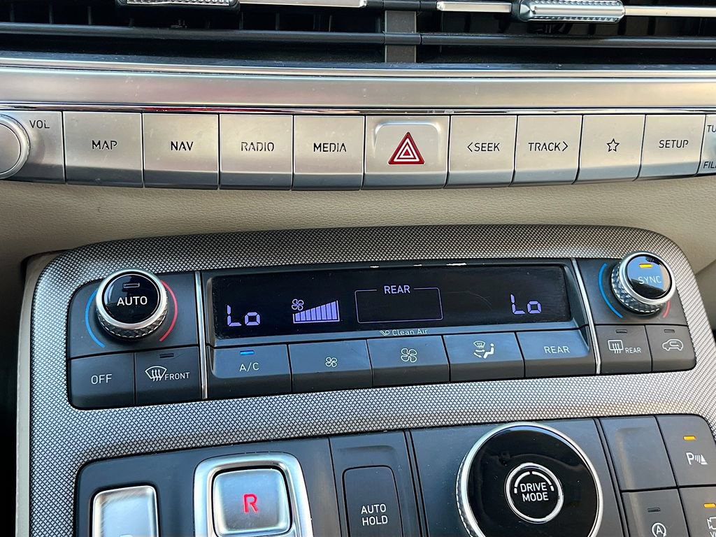 Used 2020 Hyundai Palisade Limited FWD image 16