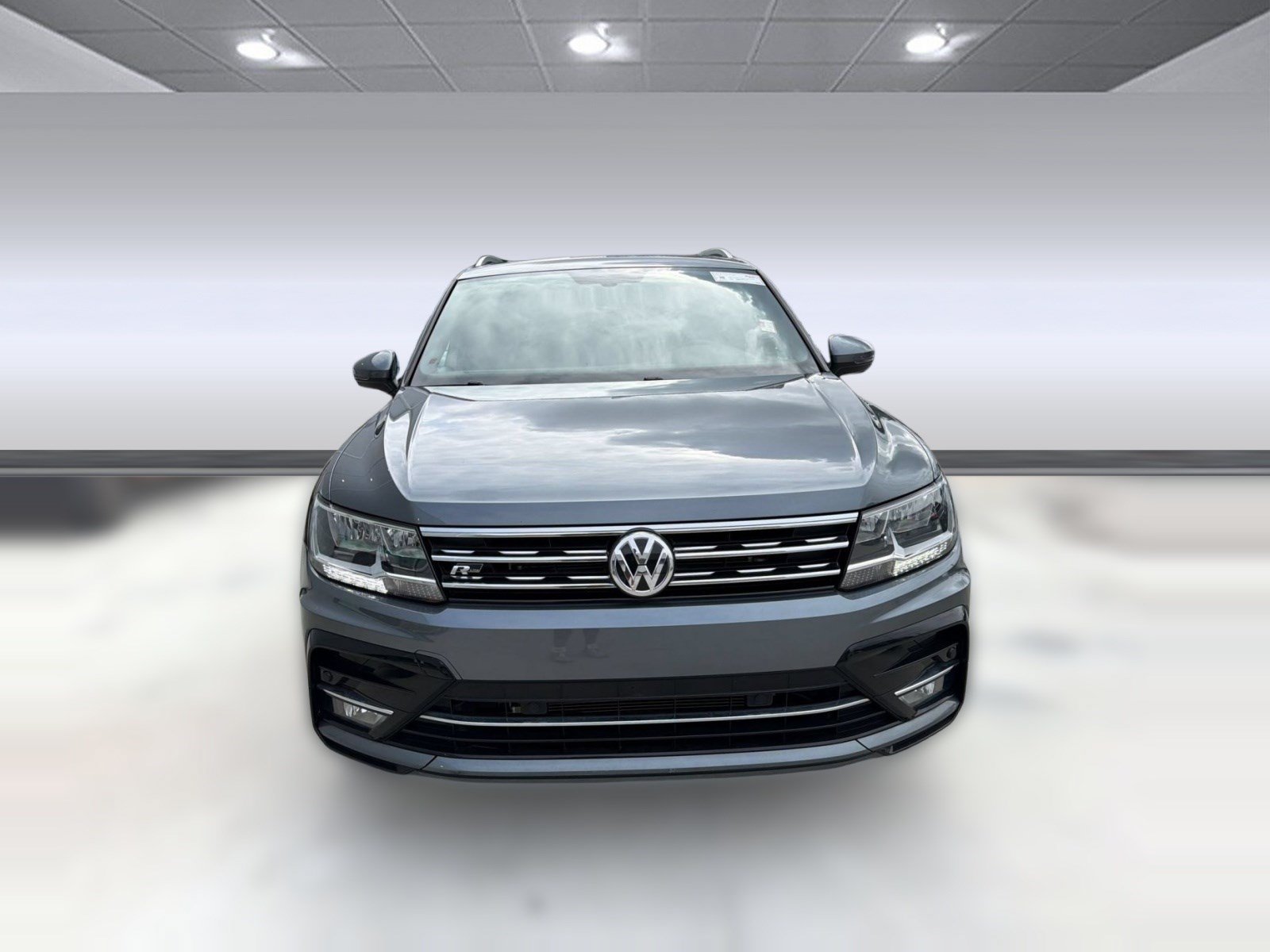 Used 2019 Volkswagen Tiguan SEL R-Line FWD image 6