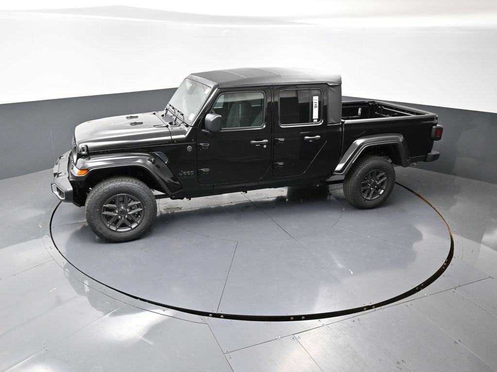 New 2026 Jeep Gladiator Sport image 42