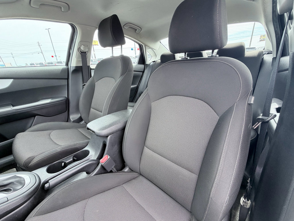 Used 2023 Kia Forte LXS w/ LXS Technology Package FWD image 21