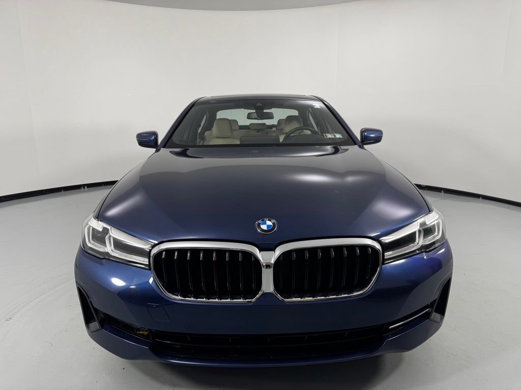Used 2022 BMW 530i xDrive w/ Premium Package AWD/4WD image 2
