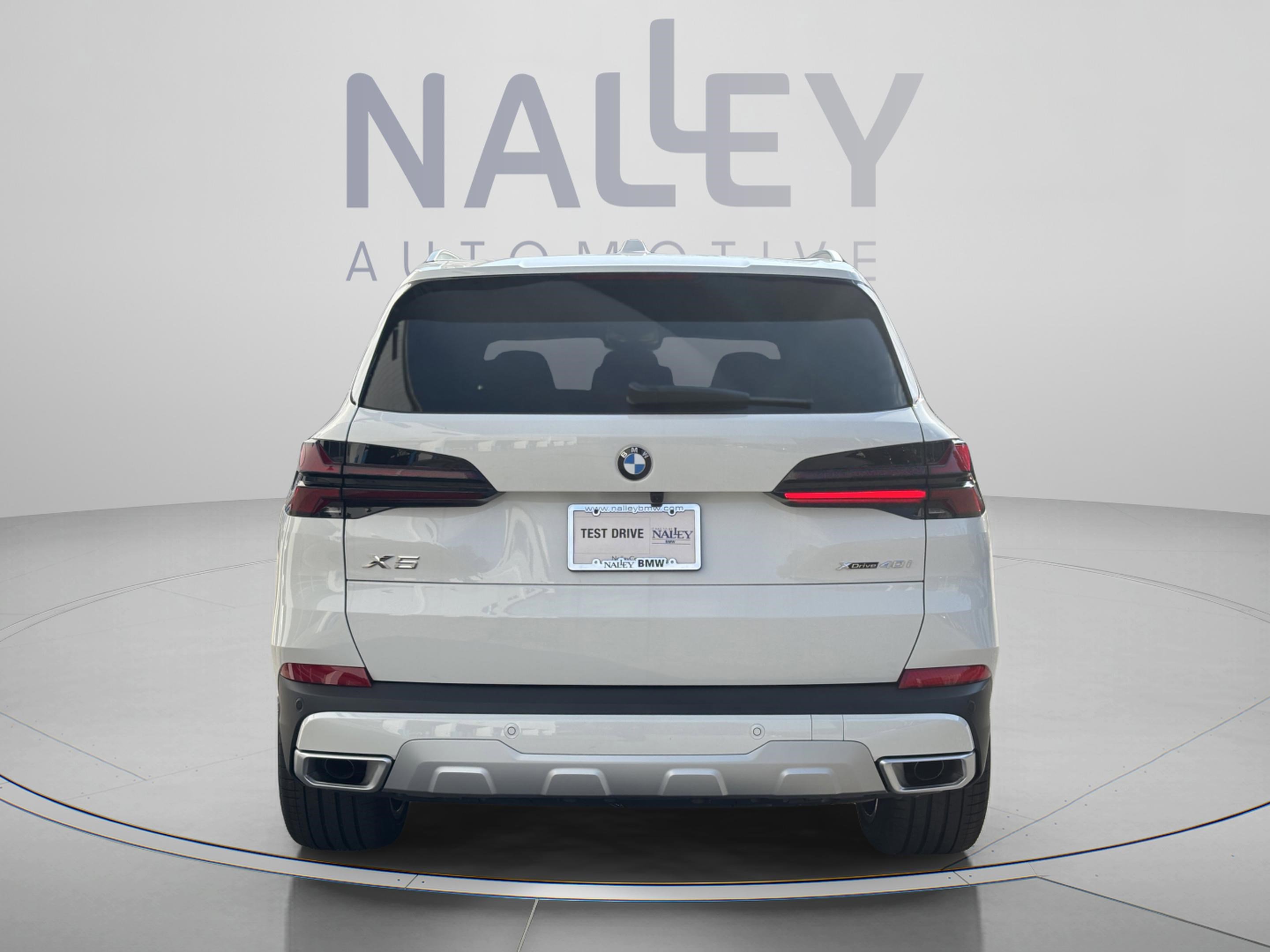 Used 2026 BMW X5 xDrive40i w/ Climate Comfort Package image 4