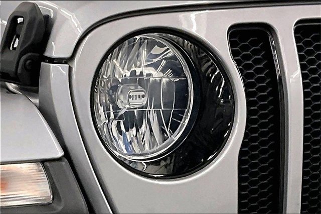 Used 2021 Jeep Wrangler Unlimited Sahara image 31