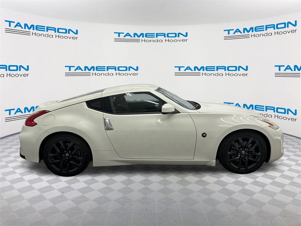 Used 2016 Nissan 370Z Coupe image 6